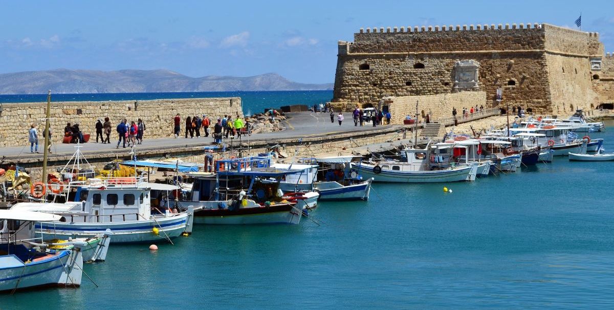 crete-2287869_1920 none